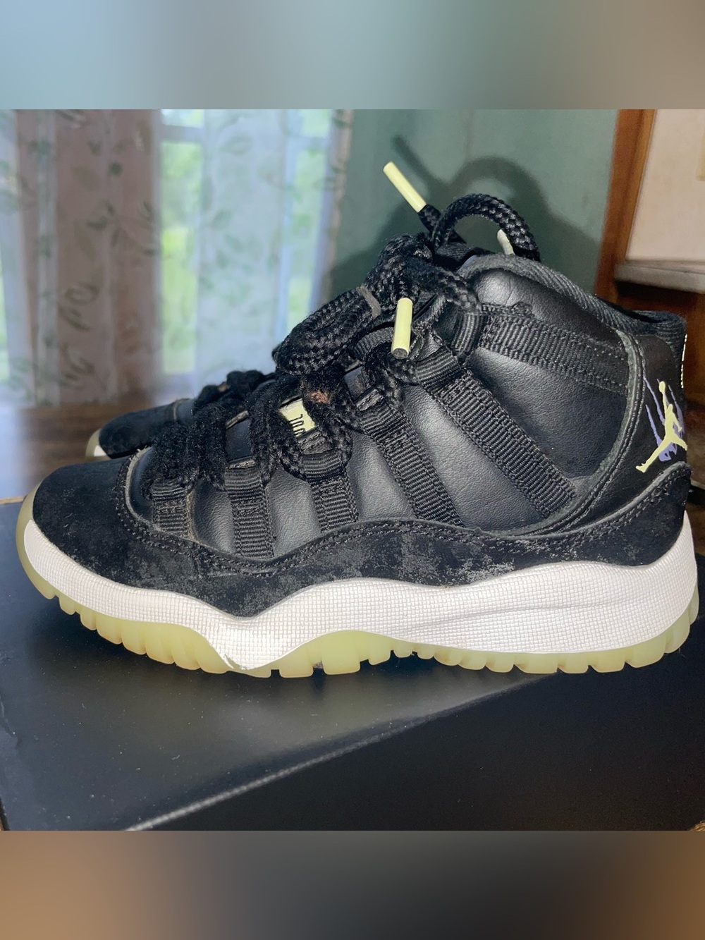 Jordan 11 Retro Black Barely Volt (PS)